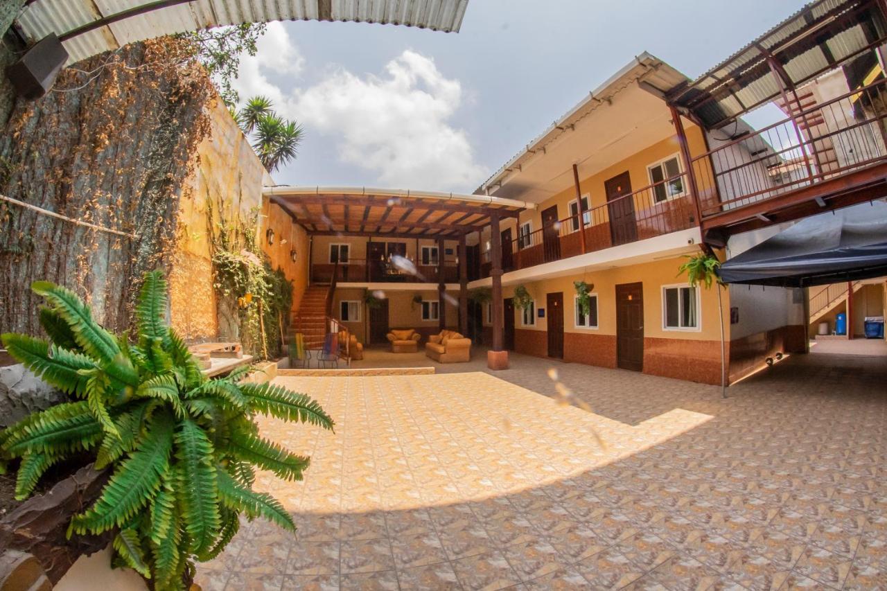 Euro Hostal Guatemala City Luaran gambar