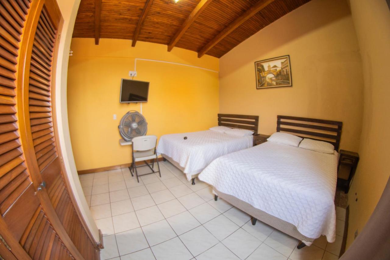 Euro Hostal Guatemala City Luaran gambar