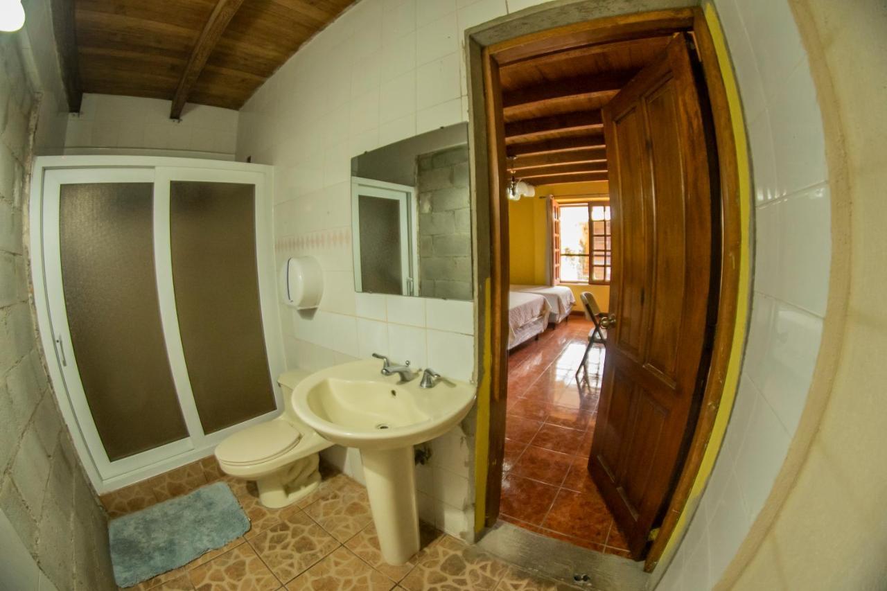 Euro Hostal Guatemala City Luaran gambar